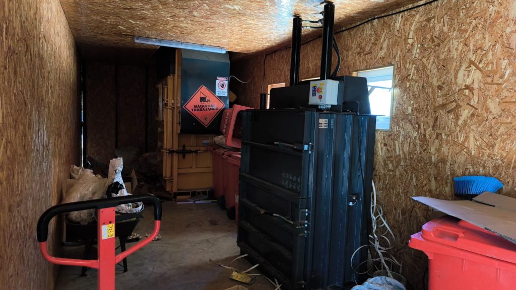 Imagen de WhatsApp 2025-10-08 a las 12.09.22_62c1def3